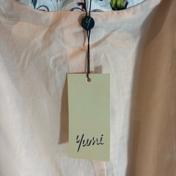 YUMI Sz 6 Jacket Snap Buttons Ruffles at Shoulders Floral Butterflies Textured - Picture 7 of 12